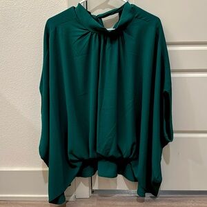 VICI COLLECTION | GREEN BLOUSE IN MEDIUM